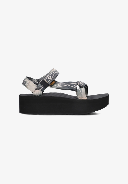 W Flatform Universal Sunscape