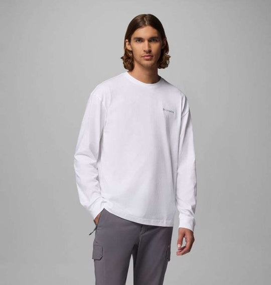 Black Butte™ LS Graphic Tee