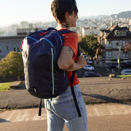 Vaya 18L Backpack, Cada Dia - Blogside