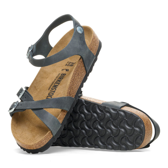 Kumba Black Waxy Leather