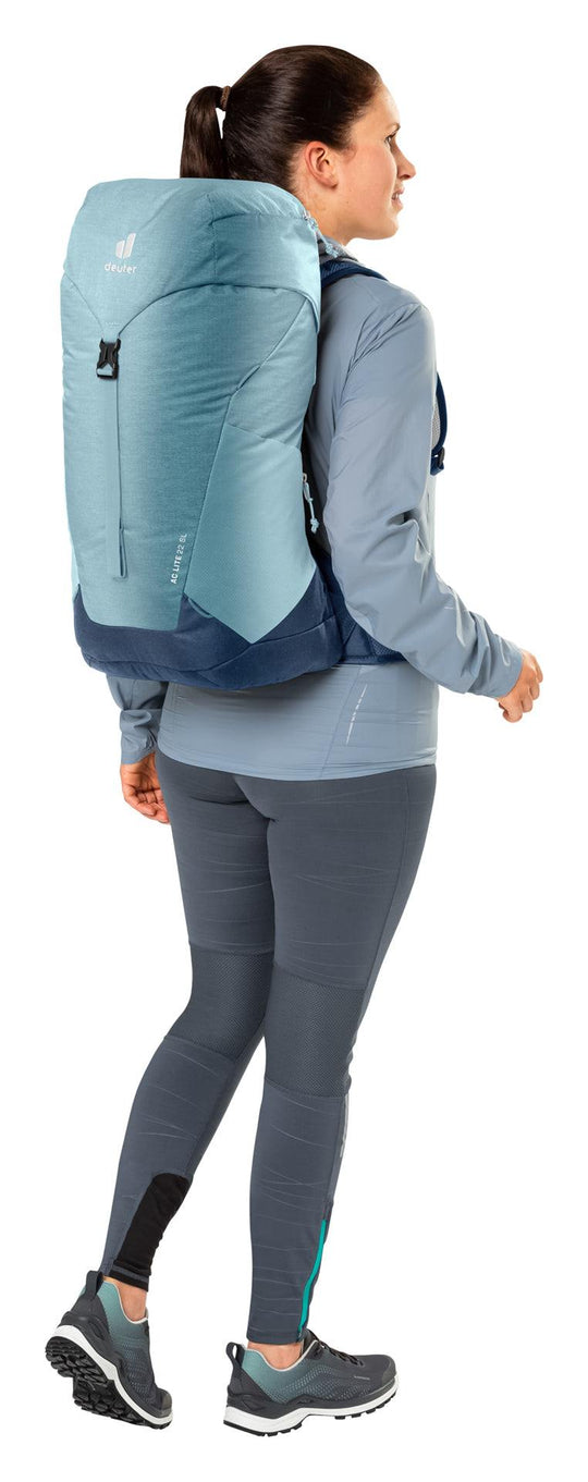 AC Lite 28 SL backpack in use during a day hike, featuring lightweight design and effective ventilation.