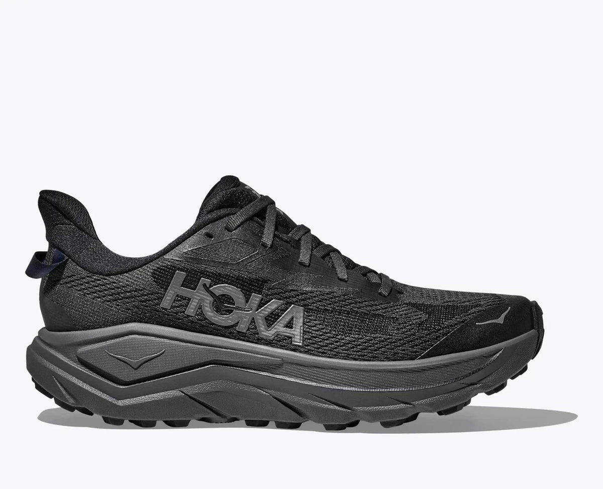 M Challenger 8 running shoe with fluid cushioning and multidirectional outsole for road and trail