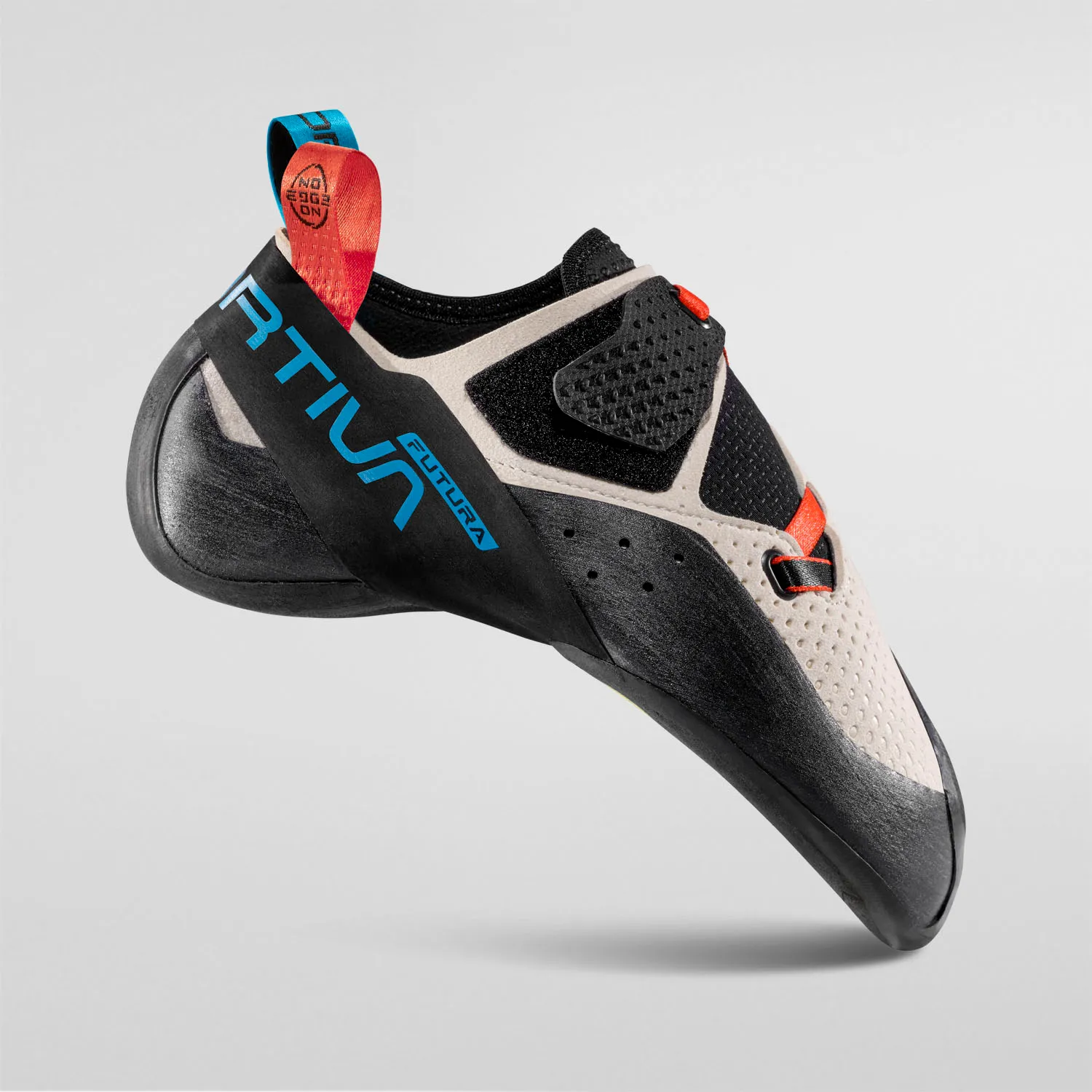 Futura Chalk climbing shoe with No-Edge® technology and Fast Lacing System™ for high performance.