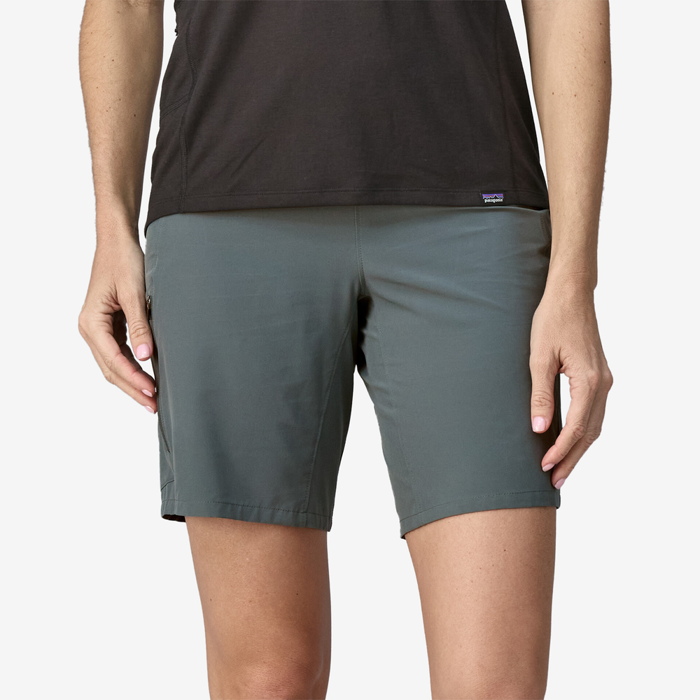 Tyrolean Bike Shorts with elastic waistband and zip pockets, ideal for versatile outdoor adventures.