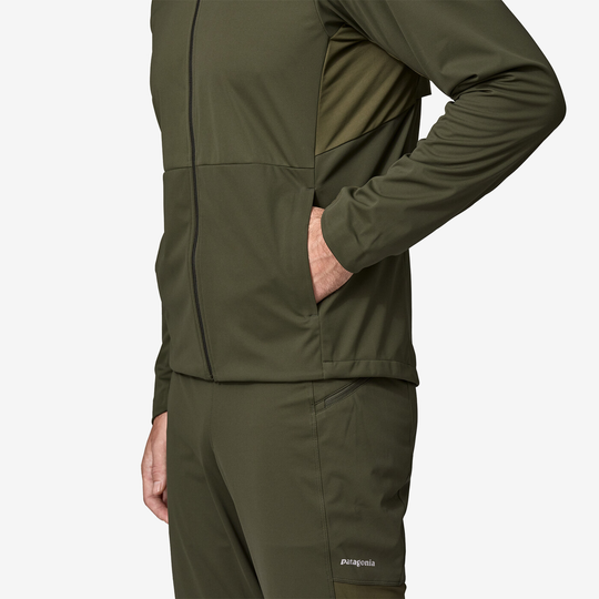 Wind Shield Jkt men's soft shell jacket for outdoor training, green color, fair trade certified.