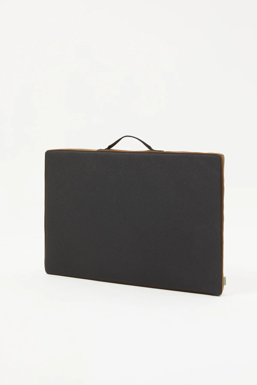 Groove Ferns E9 pad, large, black, made in Italy, abrasion-resistant Cordura, anti-slip bottom, side handle.