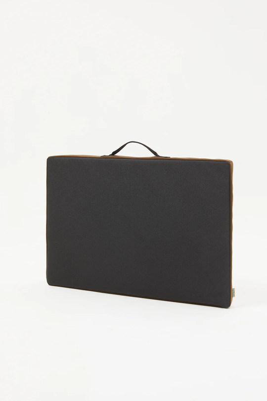 Groove Ferns E9 pad, large, black, made in Italy, abrasion-resistant Cordura, anti-slip bottom, side handle.
