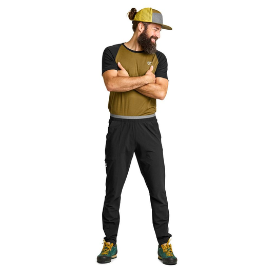 Lightweight Piz Selva Pants M for optimal movement, shown with merino waistband and outdoor fit.