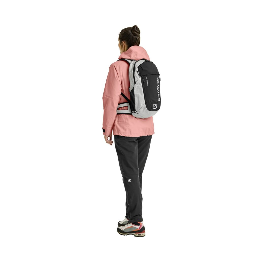 Versatile and eco-friendly Traverse Pure 18 S alpine backpack, ideal for mountain adventures.