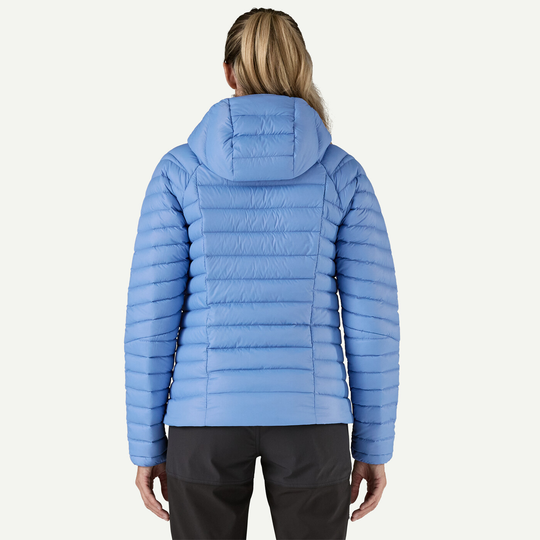 Women's down sweater hoody in blue, lightweight, windproof, made with recycled nylon and RDS-certified down.