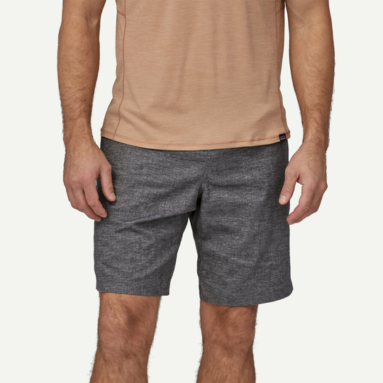 Breathable and durable M's Hampi Rock Shorts for climbing, made from organic hemp, recycled polyester, and spandex.