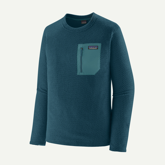 Lightweight and breathable R1 Air Crew in recycled polyester, ideal for high-impact activities.