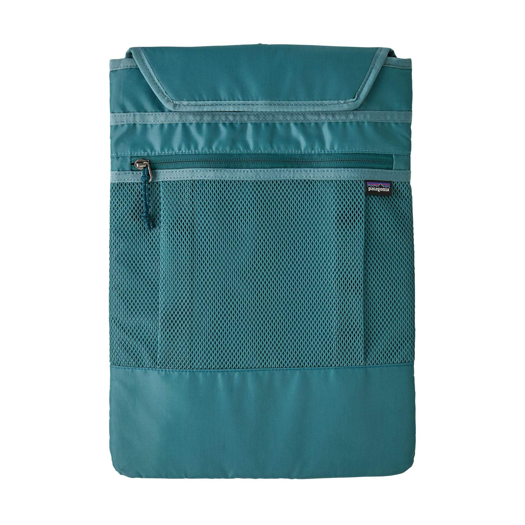 Teal Refugio Day Pack 26L with mesh pocket and zip closure.