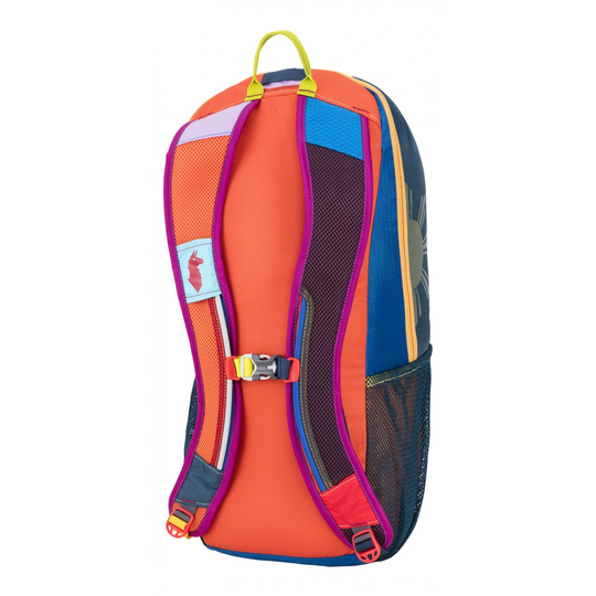 Zaino Luzon 24L, Del Día, nylon ripstop colorato, spallacci in rete, tasca frontale con cerniera.