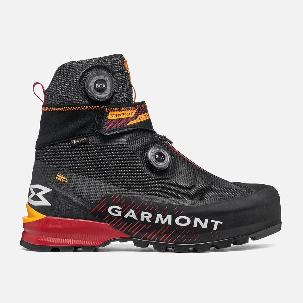 Winter hiking boot, "Tower 3.0 Extreme Gtx," with BOA® Fit System and waterproof features.