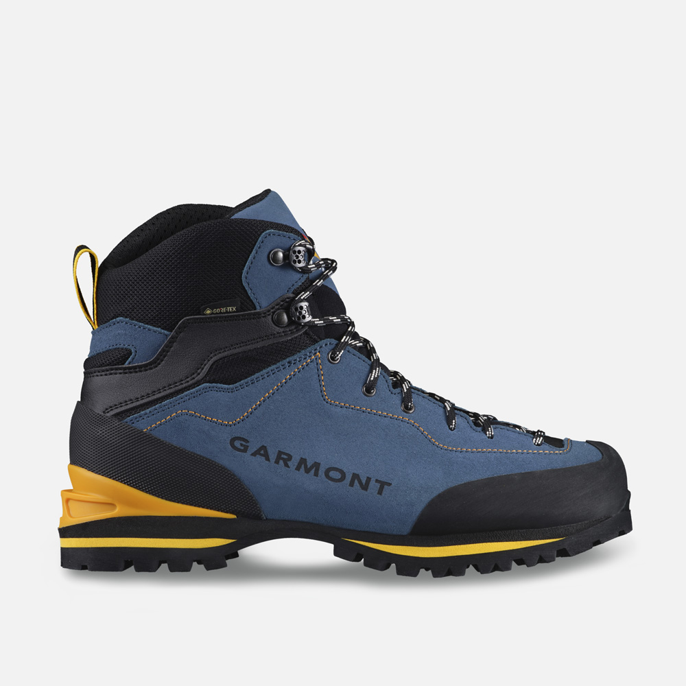 Semi-rigid boots for climbing and via ferrata, Ascent Gtx with waterproof suede upper and extended lacing.