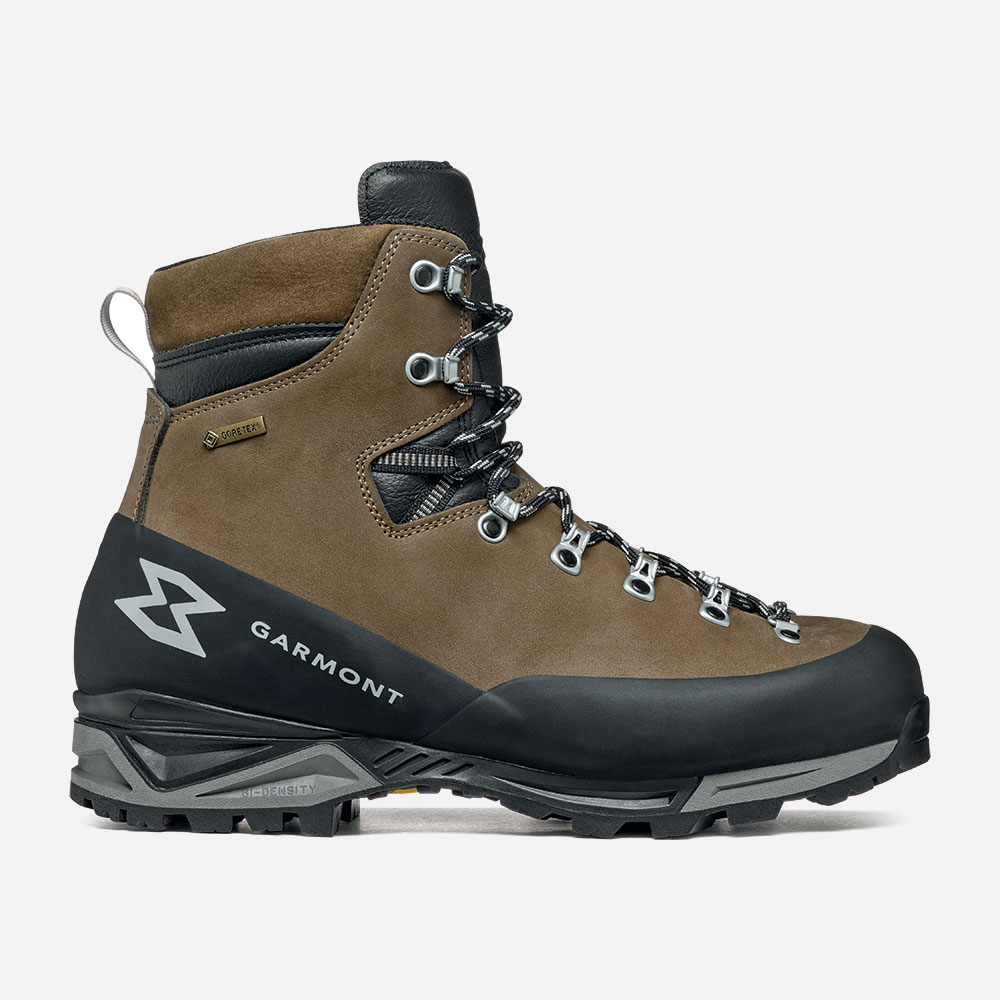 Pinnacle Trek Gtx mountain boots with waterproof nubuck leather and metal eyelets.