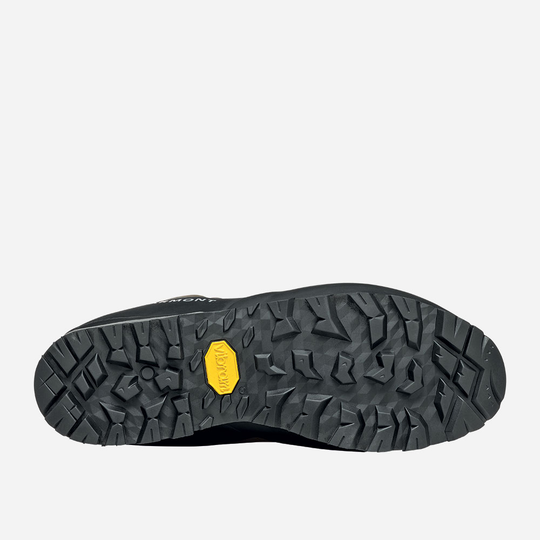 Pinnacle Trek Gtx mountain boot with durable sole, ideal for backpacking and trekking.