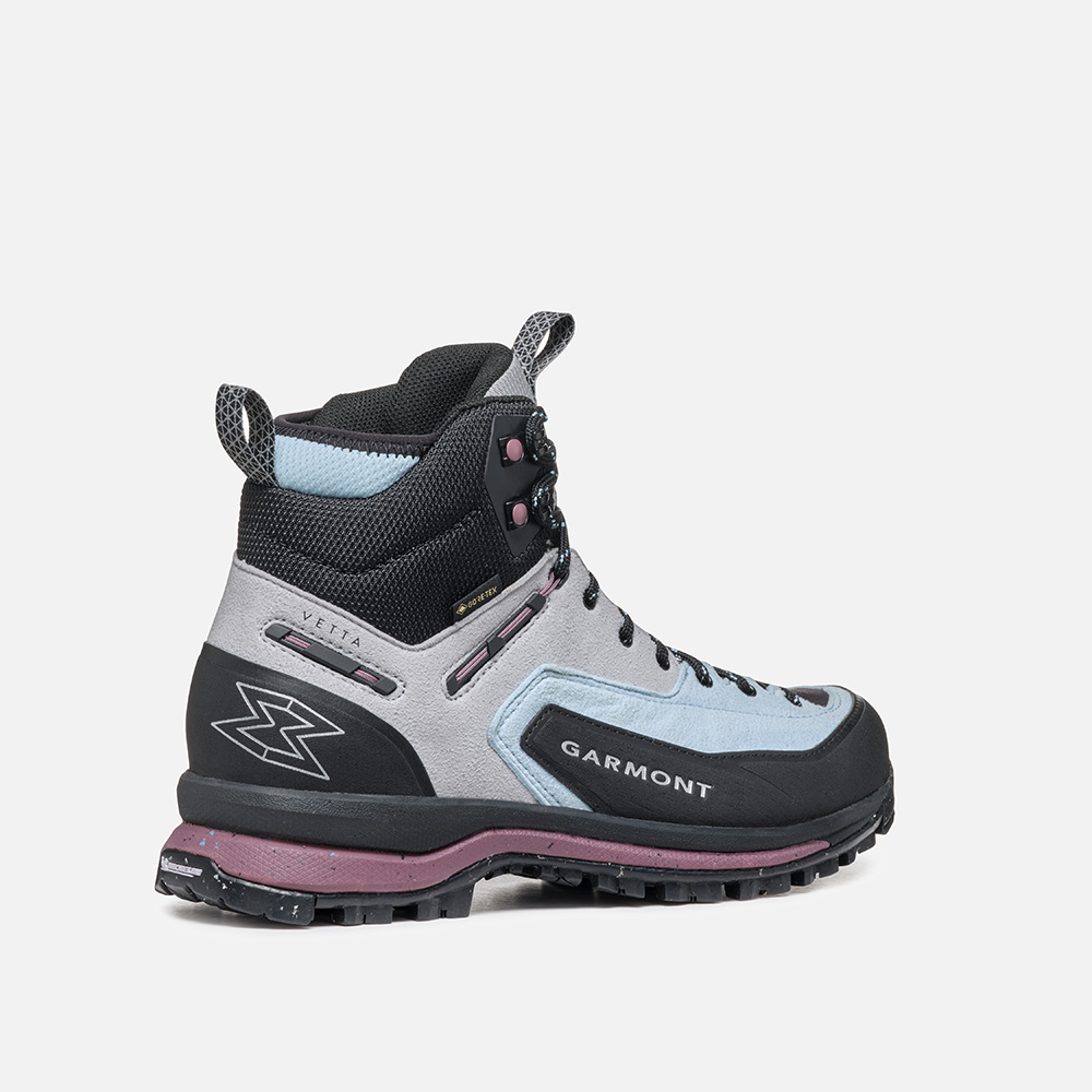 Waterproof Vetta Tech Geo Gtx Wms hiking boots for mixed terrains.