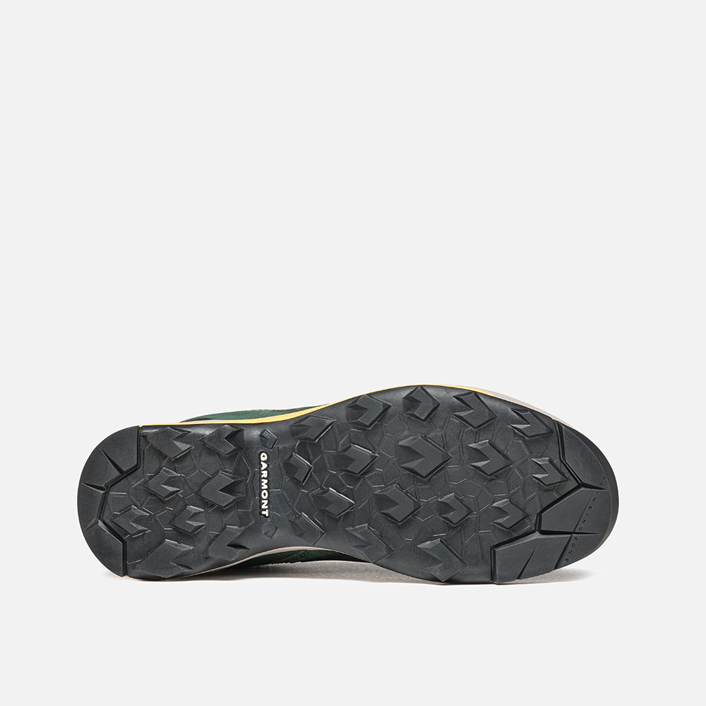 Dragontail Wms mountain shoe with textured sole for enhanced grip.