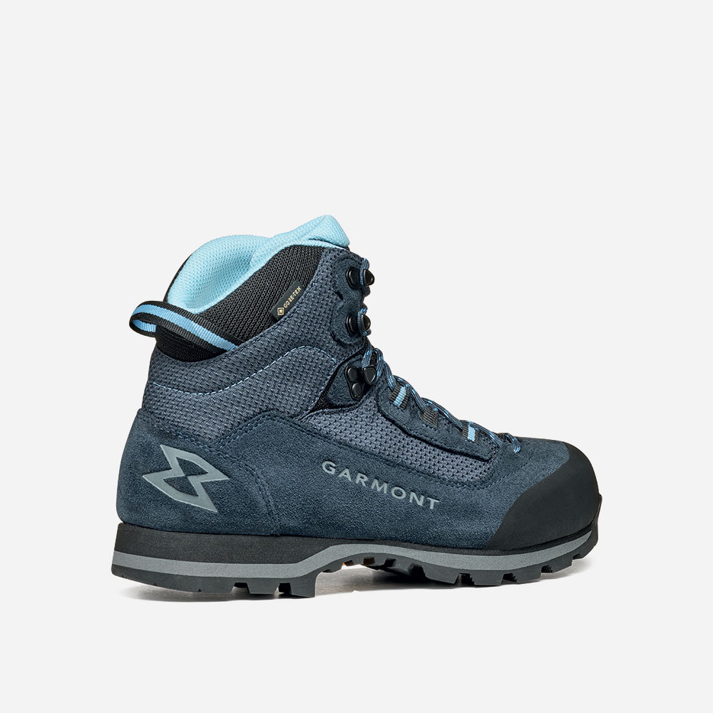 Lagorai II Gtx lightweight waterproof trekking boots with suede and mesh upper.