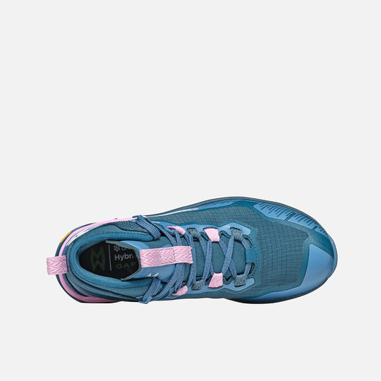 Lightweight hiking shoes, 9.81 Engage Mid GTX Women's with recycled polyester mesh upper, EVA midsole, G-WRAP stability, and Ortholite® insole.