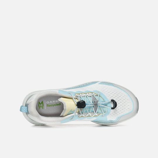 Lightweight 9.81 Pulse hiking shoes with recycled PET upper and biobased EVA midsole.