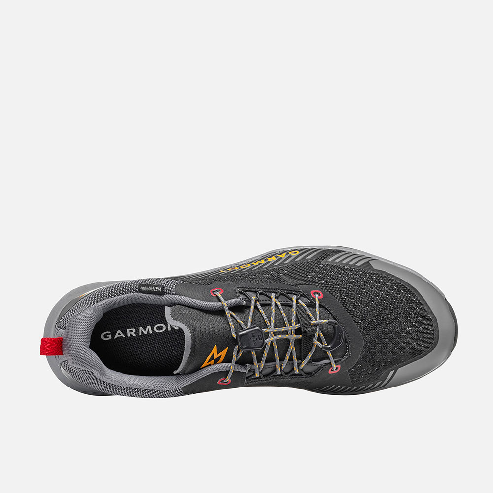 Lightweight, waterproof hiking shoes 9.81 Pulse WP with Fast-lace system and recycled PET upper.