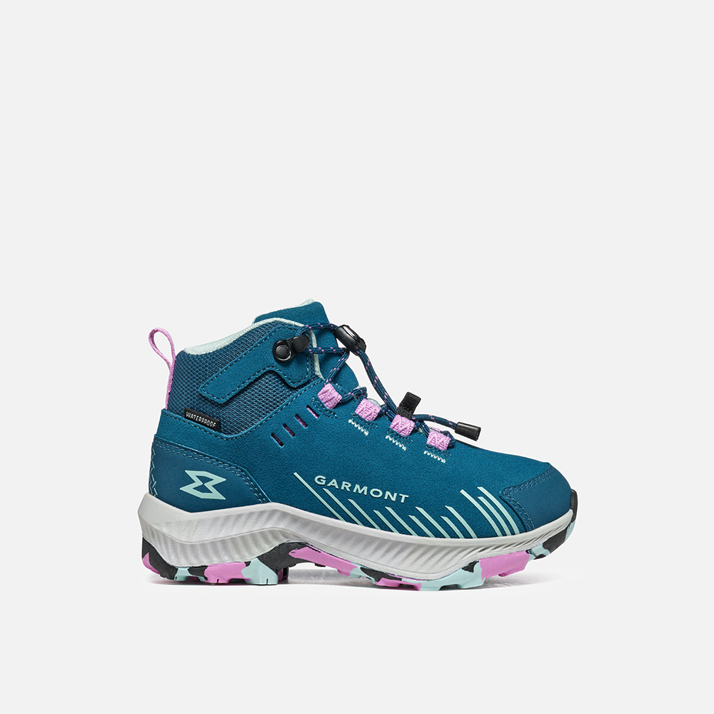 Waterproof 9.81 Kids Pulse Trek WP boots, ideal for adventure, with durable suede upper and easy fast-lace system.