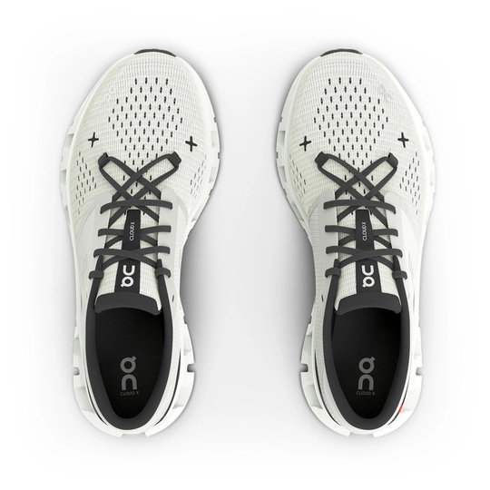 Ultra-flexible Cloud X 4 W training shoes with breathable mesh and star lacing, ideal for workouts.