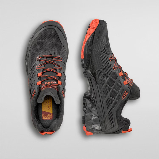 Lightweight and durable Akyra II Gtx trail running shoes with advanced grip and GORE-TEX protection.