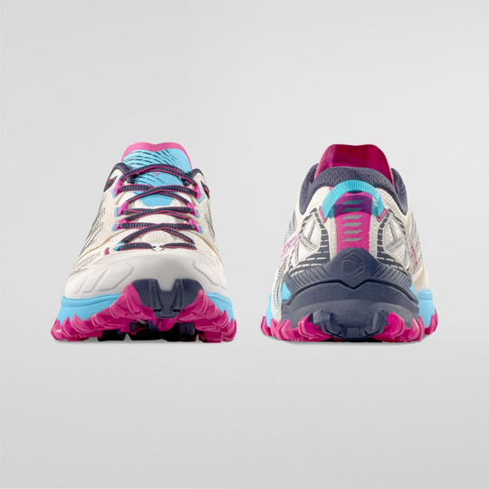 Bushido III Woman skyrace shoes with enhanced grip, stability, and breathable side panels.