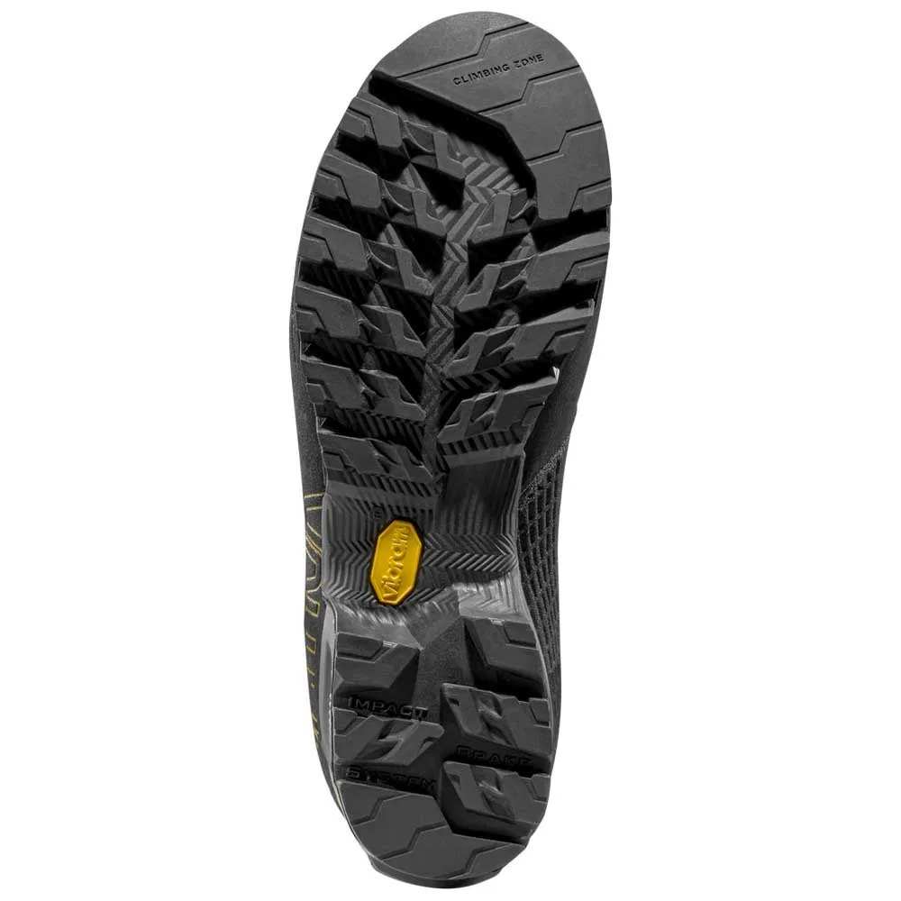 Scarpa da trekking Trango Alpine Woman Gtx donna in montagna