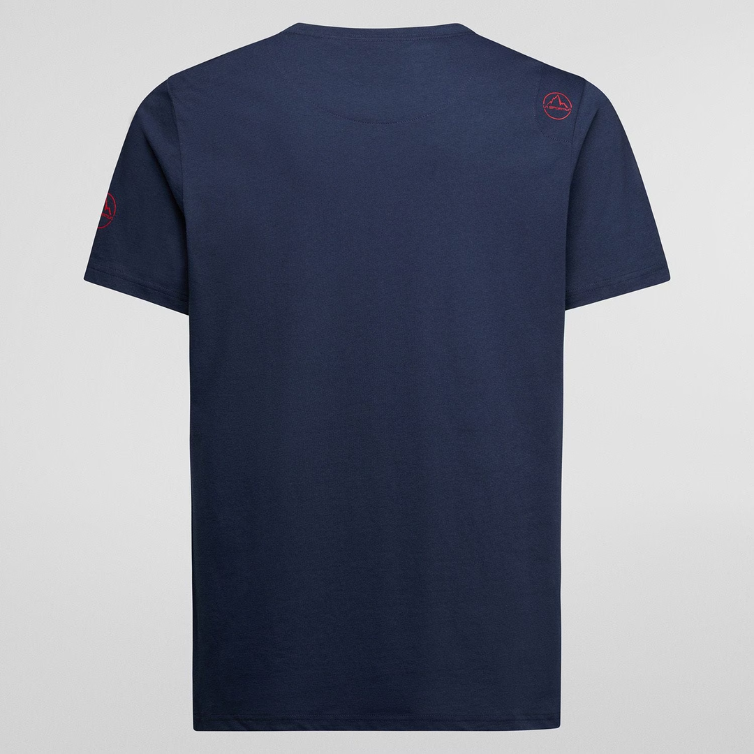 Route T-Shirt M made from 100% organic cotton in navy blue color, slim fit design.