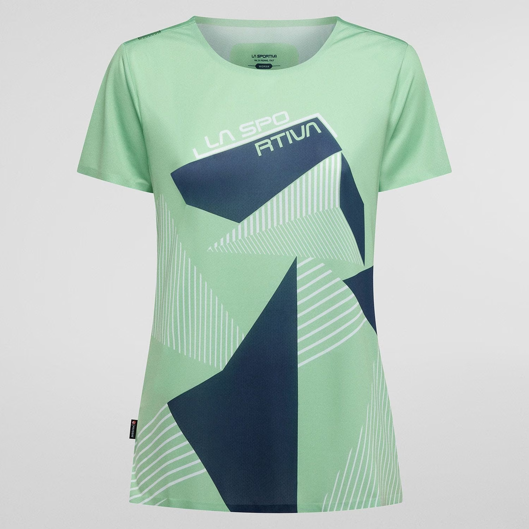Ultralight Comp T-Shirt W for climbing, featuring quick-dry, odor-resistant fabric, and modern design.