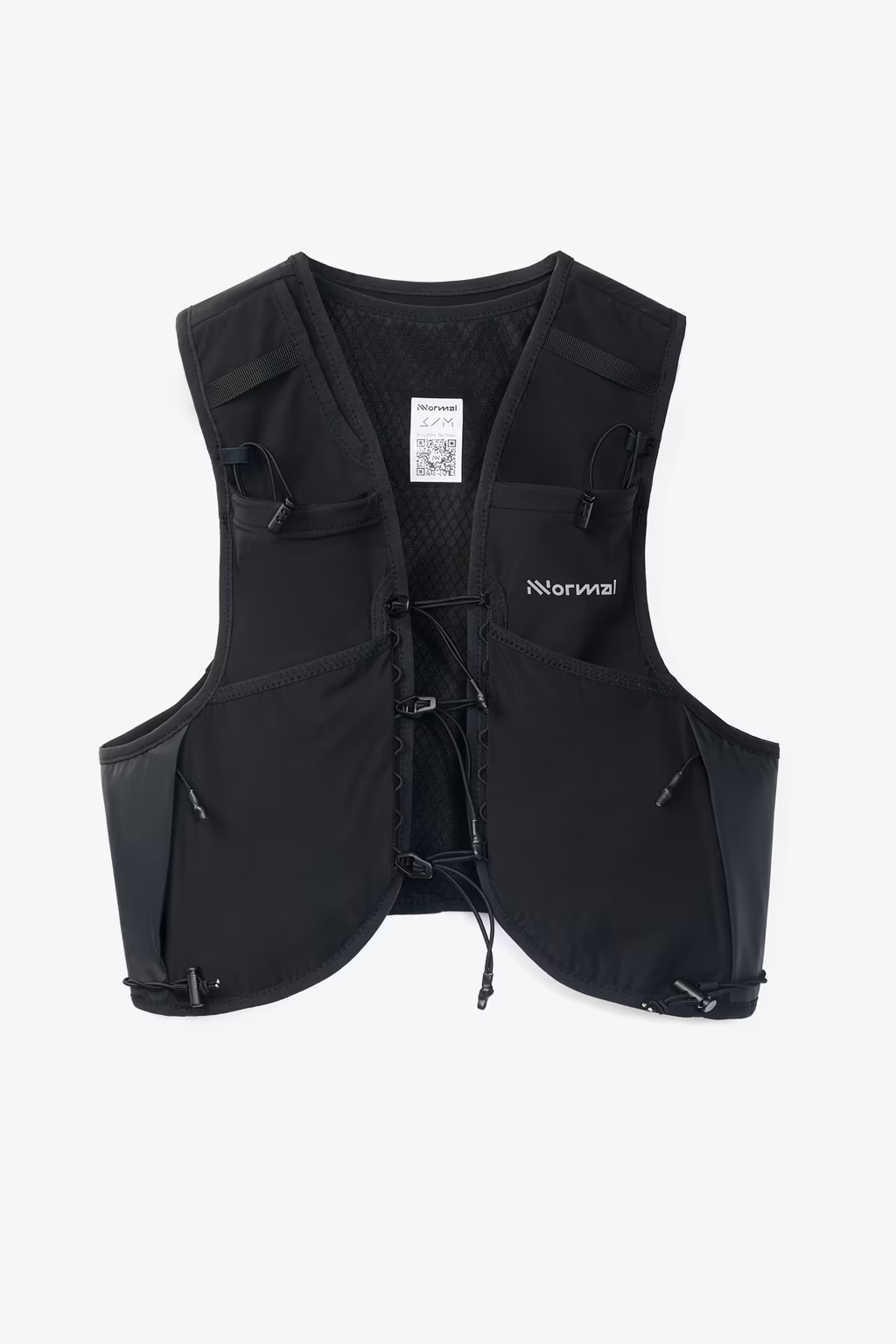 Gilet da trail running NNormal nero con sistema di chiusura avanzato e tasche elastiche.