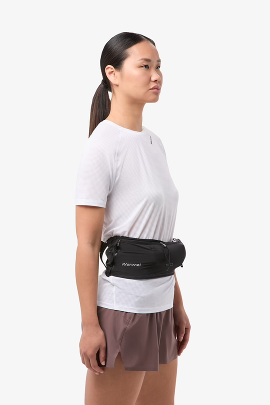 Run Belt by NNormal for trail running with waterproof pocket and ergonomic design.