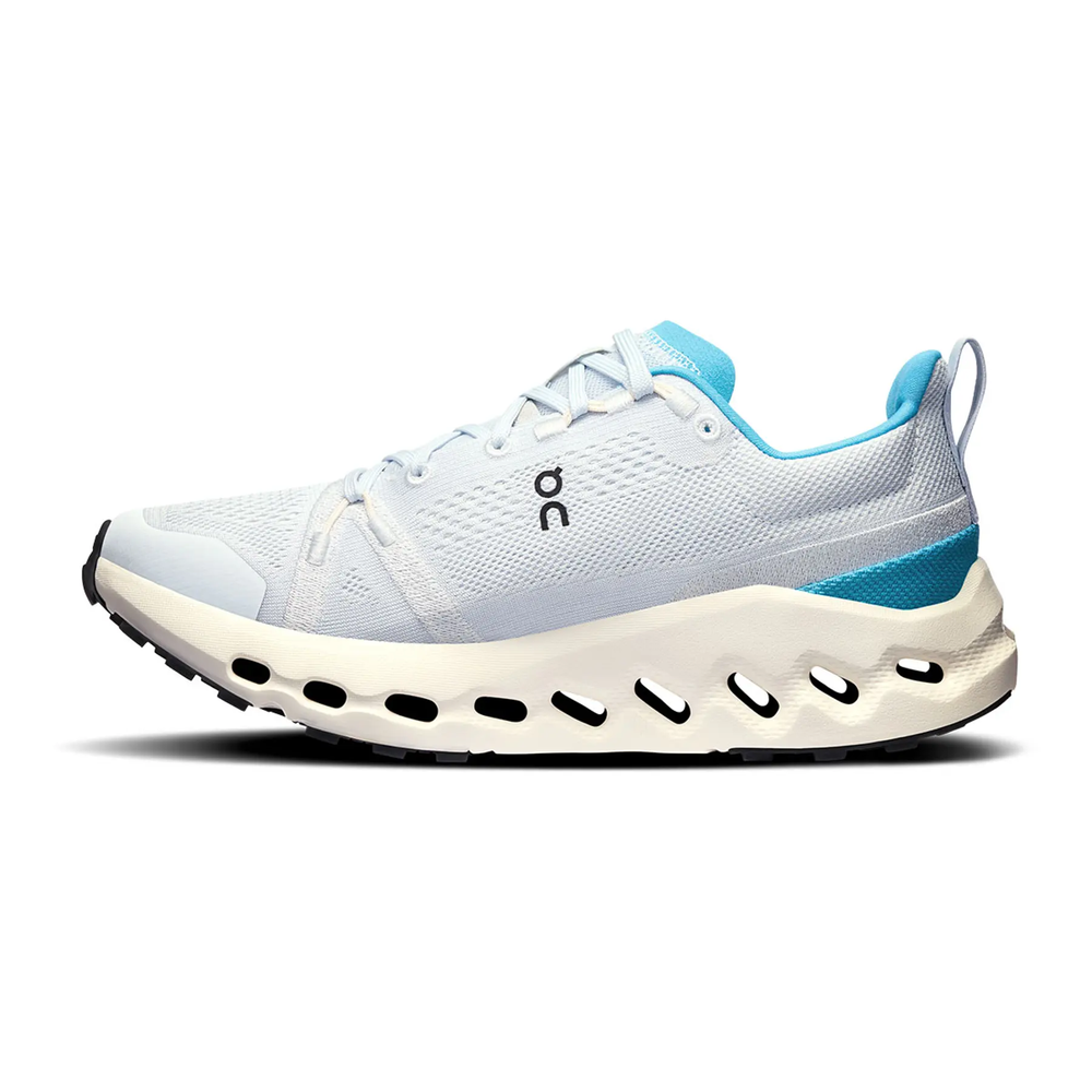 Women's Cloudsurfer Trail running shoe with Helion™ foam and Missiongrip™ outsole for moderate terrains.
