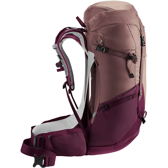 Futura 30 SL women's hiking backpack with ergonomic design and Aircomfort ventilation system.