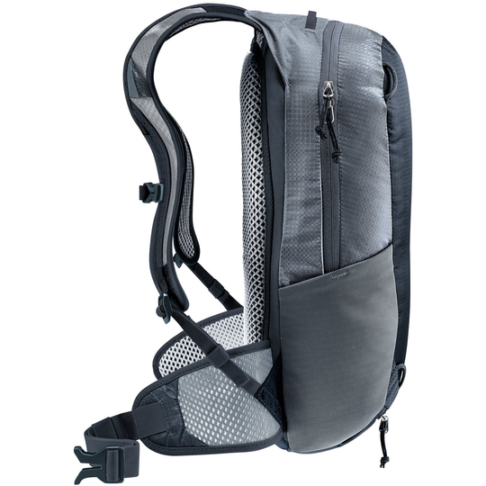 Zaino per bici Race 8 con sistema Airstripes, tasche elastiche, alette lombari in rete e coprizaino antipioggia.