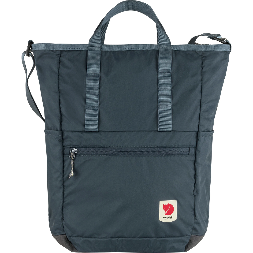 Lightweight and waterproof High Coast Totepack made from recycled polyamide with flexible straps.