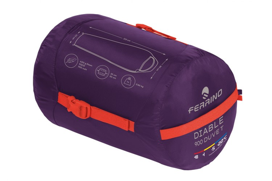 Sacco Diable 900 Duvet in compact storage bag, featuring technical specs and branded logo.