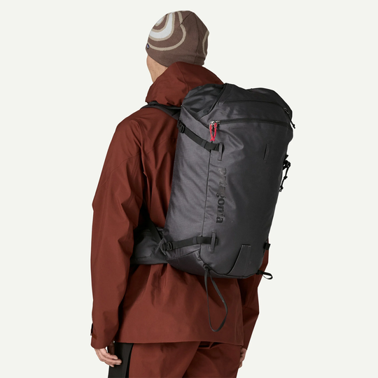 Descensionist Snow Pack