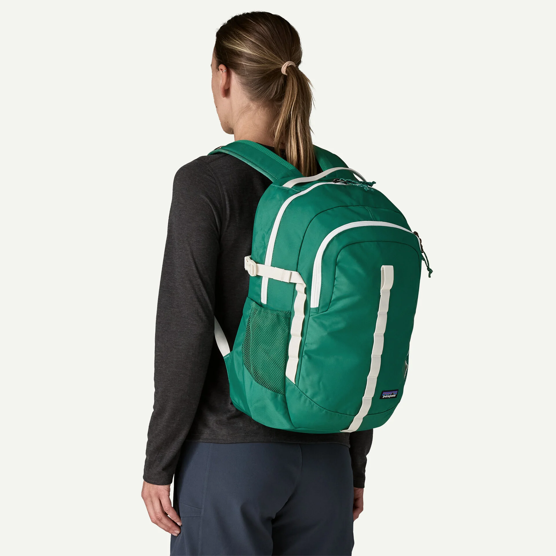 Refugio Day Pack 26L zaino 26 litri in poliestere riciclato con custodia laptop e trattamento DWR senza PFC
