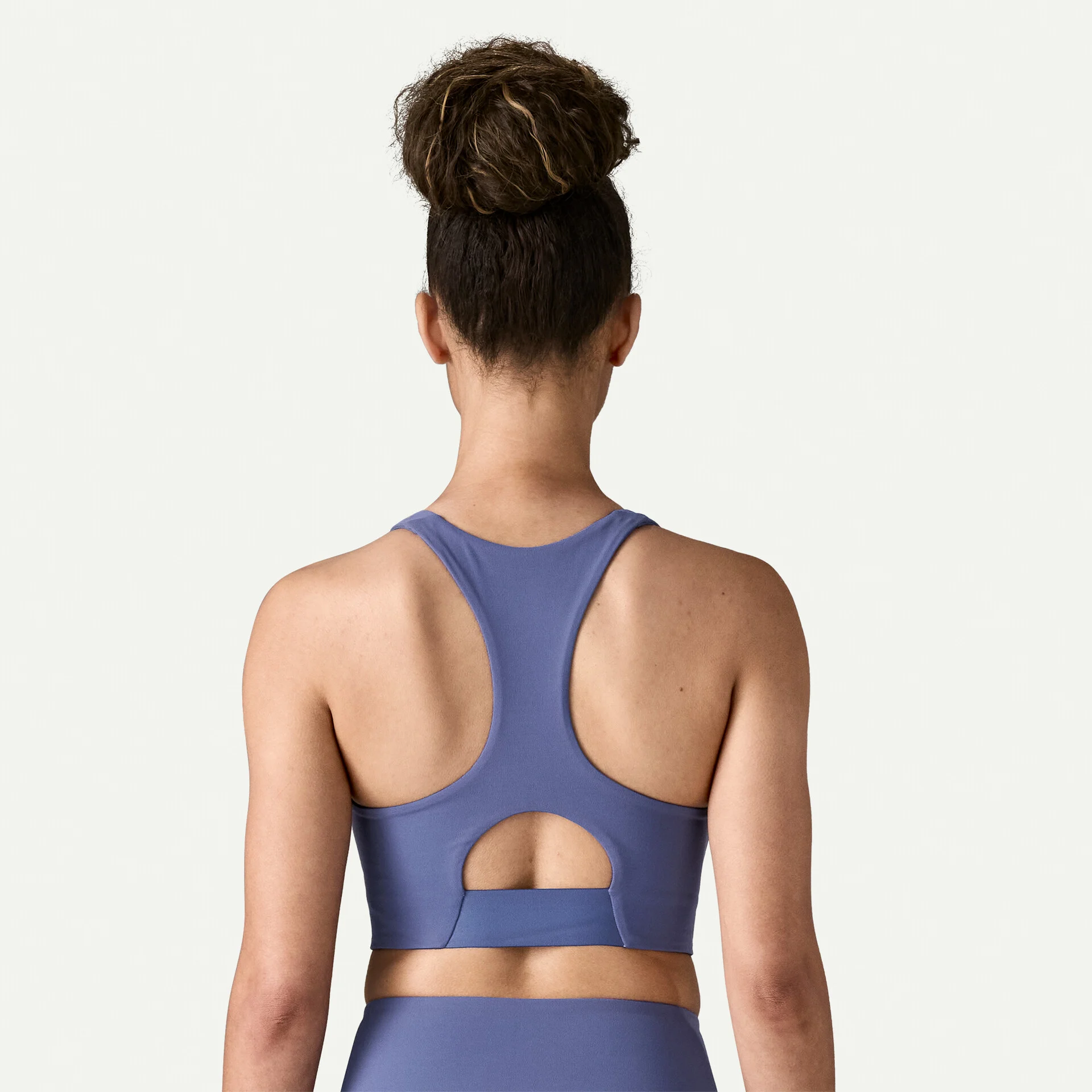 Reggiseno sportivo W's Maipo Mid Impact Bra morbido, traspirante e sostenitivo per attività a medio impatto, in nylon riciclato ed elastan.
