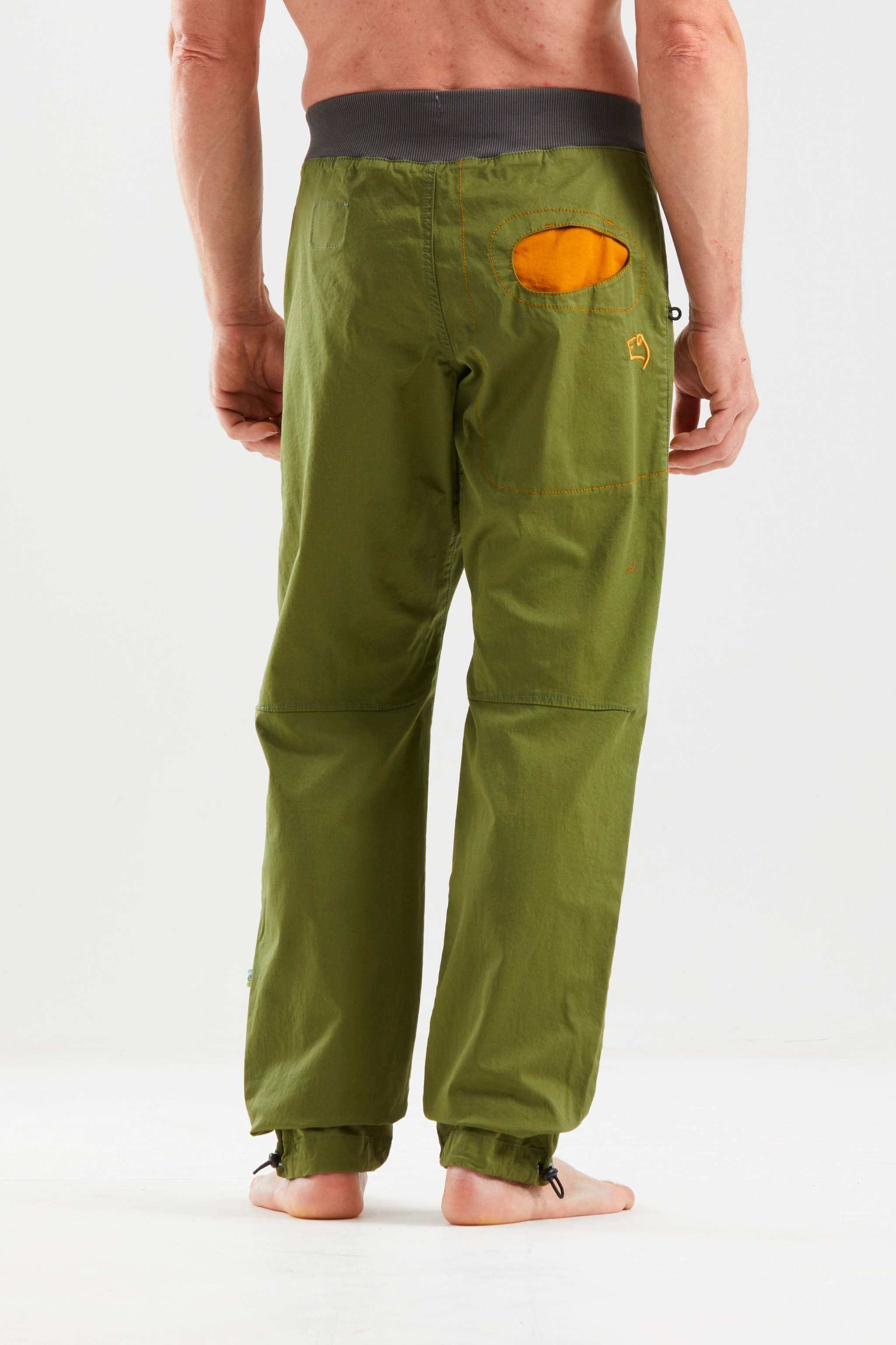 Pantaloni outdoor Rondo Story in cotone biologico elasticizzato con tasche a contrasto e vita regolabile, ideali per climbing e attività outdoor.