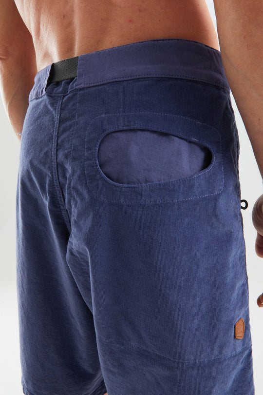 Rondo Belt Short VS shorts in organic cotton corduroy with integrated adjustable belt and eco-leather detail, designed for outdoor climbing and comfort