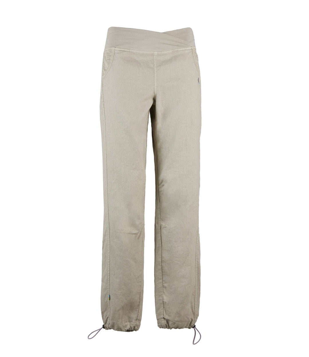 Pantaloni outdoor e climbing in lino e cotone biologico con design slim fit e dettagli in pizzo sangallo, leggeri e traspiranti per attività estive.