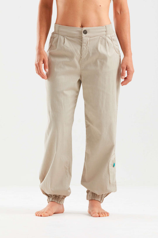 Pantalone tecnico E9 INDI per arrampicata con tessuto elasticizzato e design ergonomico