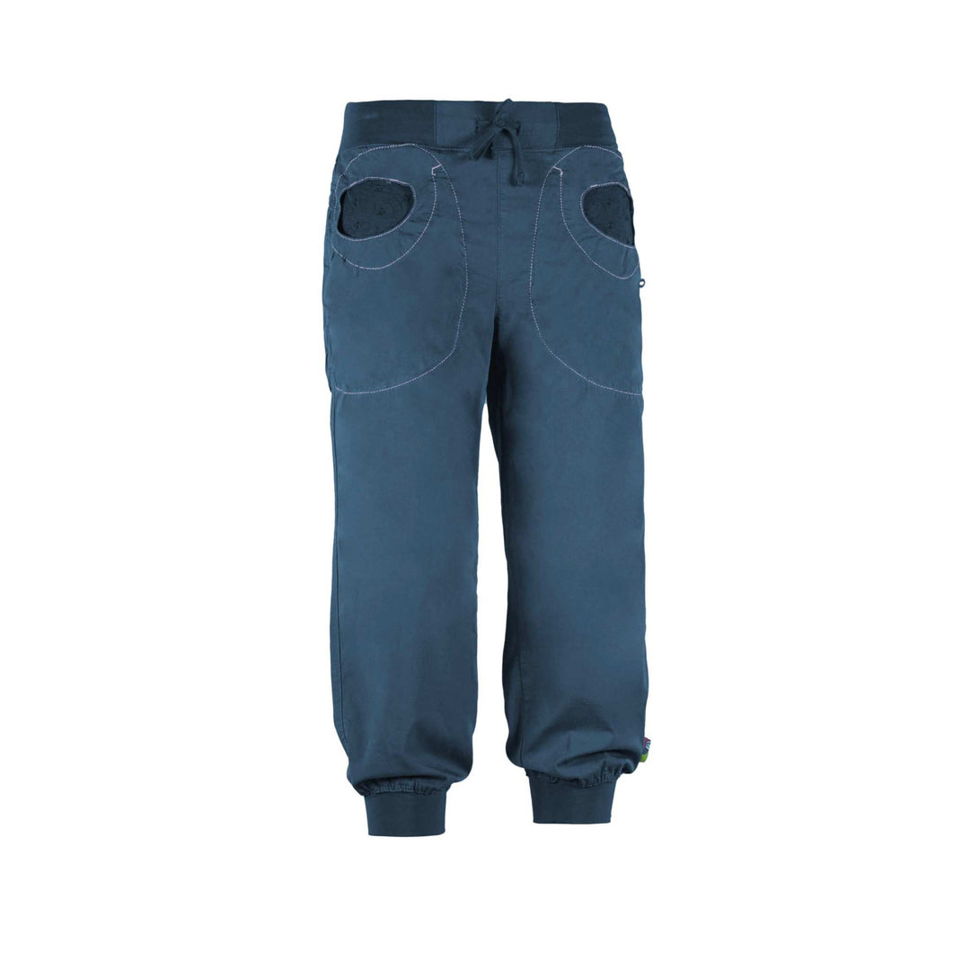 Pantaloni 3/4 outdoor in bamboo e cotone biologico con tasche in pizzo e vita regolabile, ideali per arrampicata e comfort.